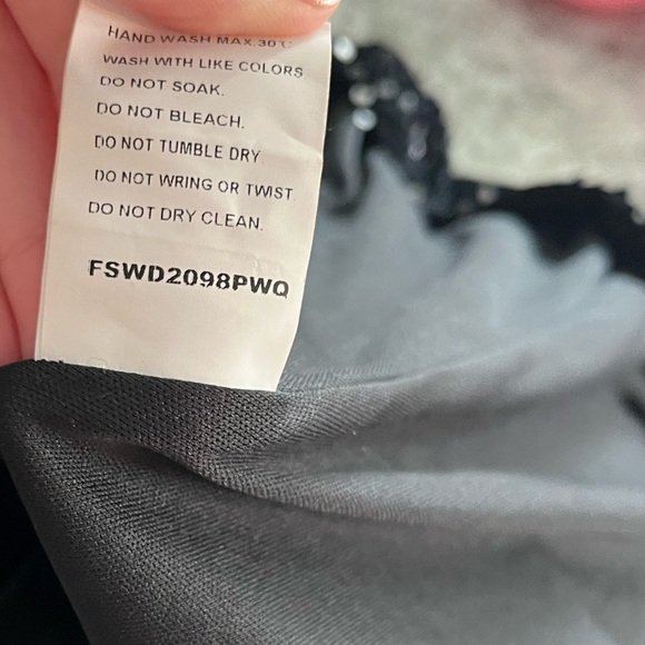 FAERIESTY Velvet Mesh Long Sleeve Sequin Pearl Embellished Maxi Ballgown - Picture 13 of 13